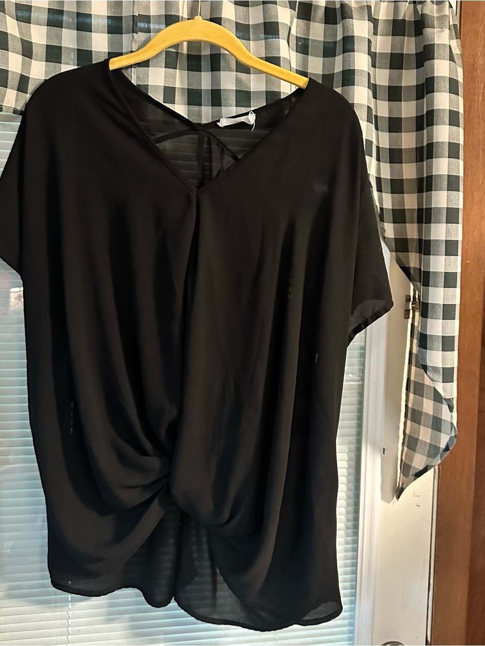 Lush Black Twist-Front Short Sleeve V-Neck Tunic